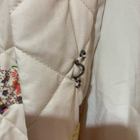 Sipo's quilted jacket - Picture 4 of 10